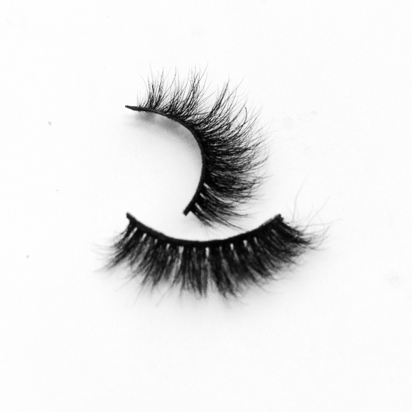 NO SHAME-Siberian 3D Mink Lashes + lash brush - Picture 2 of 5